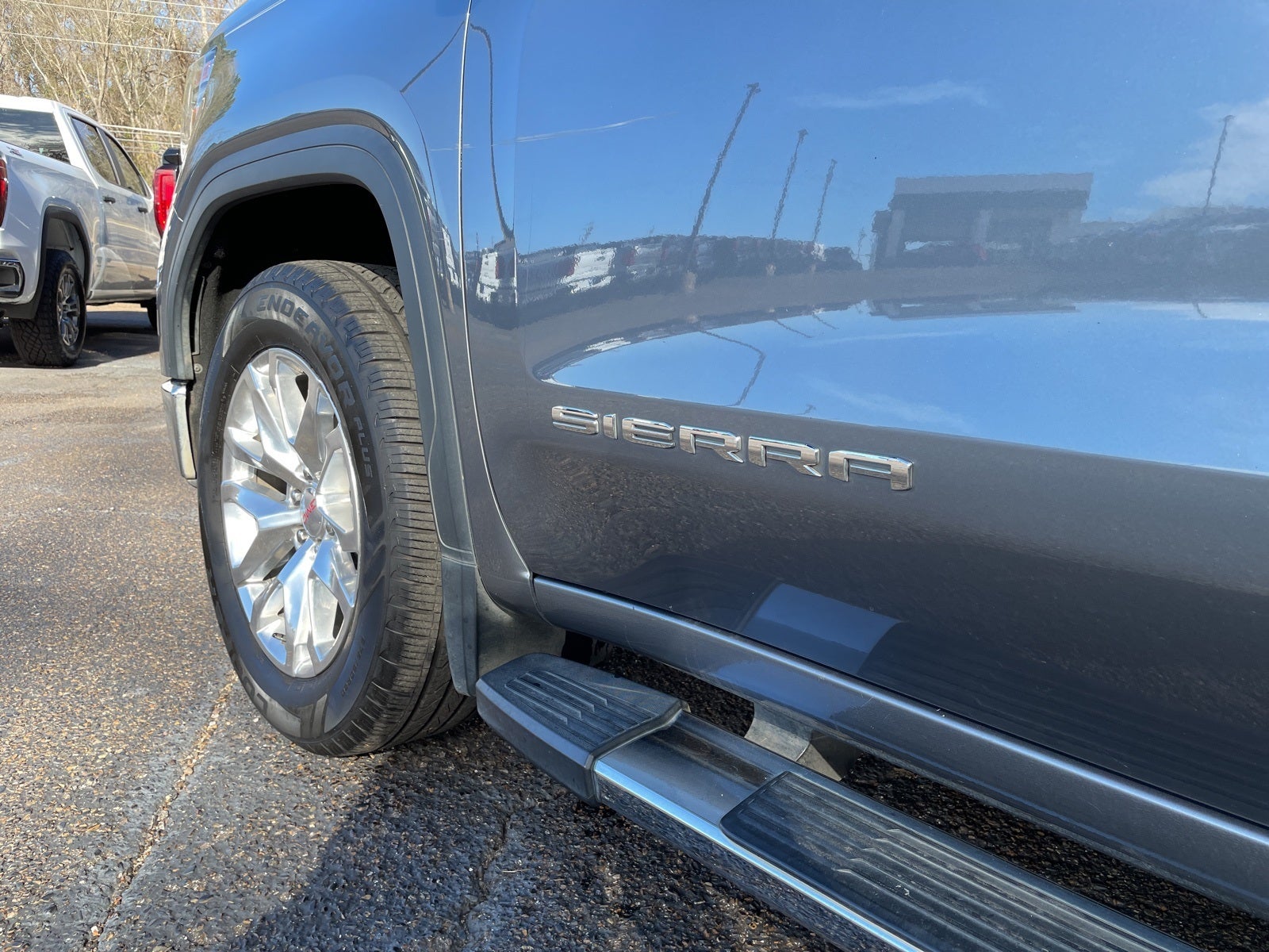 2021 GMC Sierra 1500 SLT