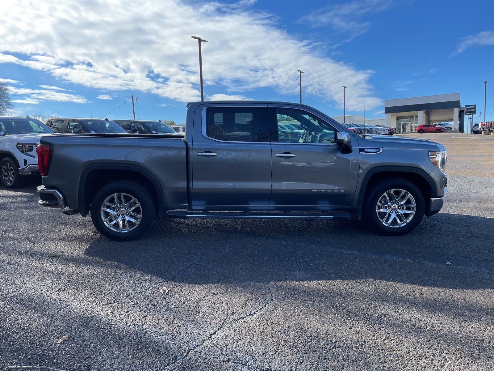 2021 GMC Sierra 1500 SLT