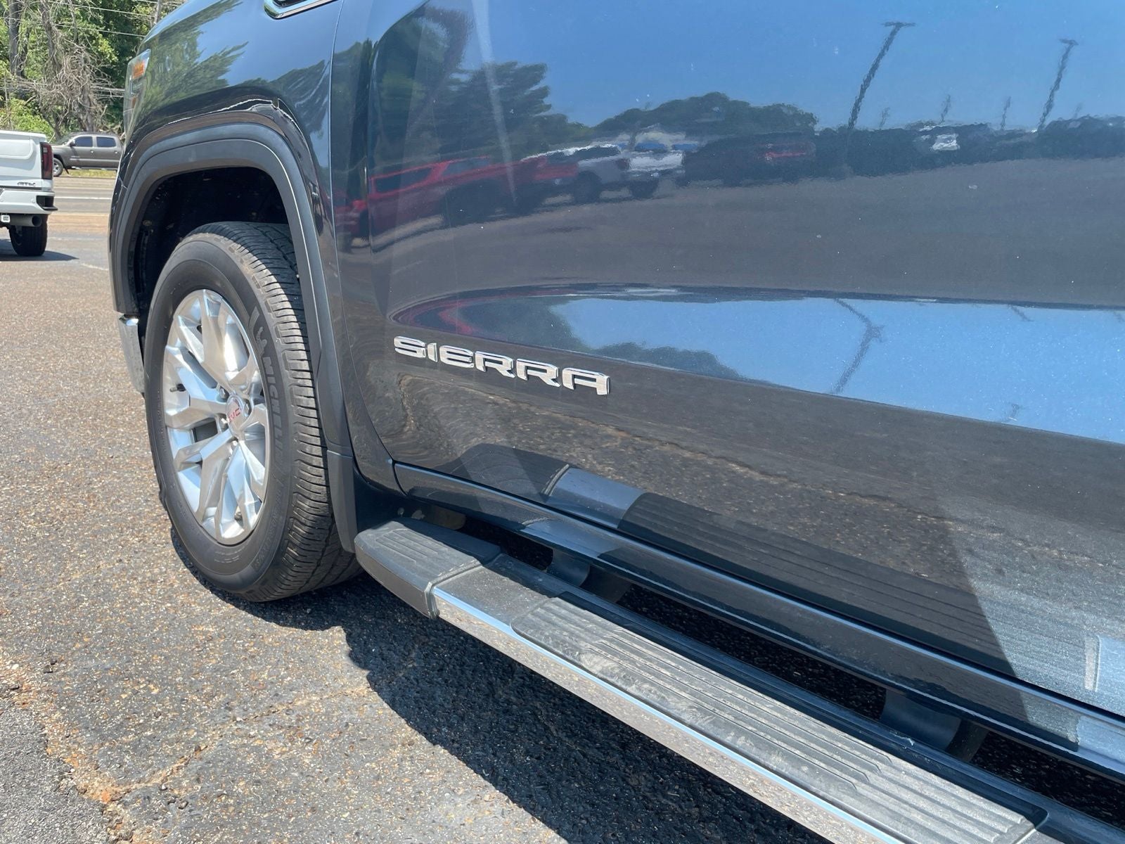 2020 GMC Sierra 1500 SLT
