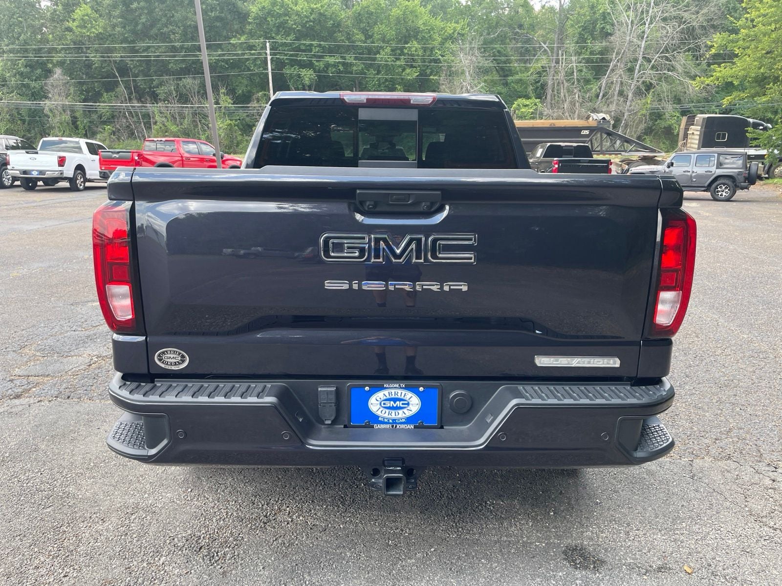 2025 GMC Sierra 1500 Elevation