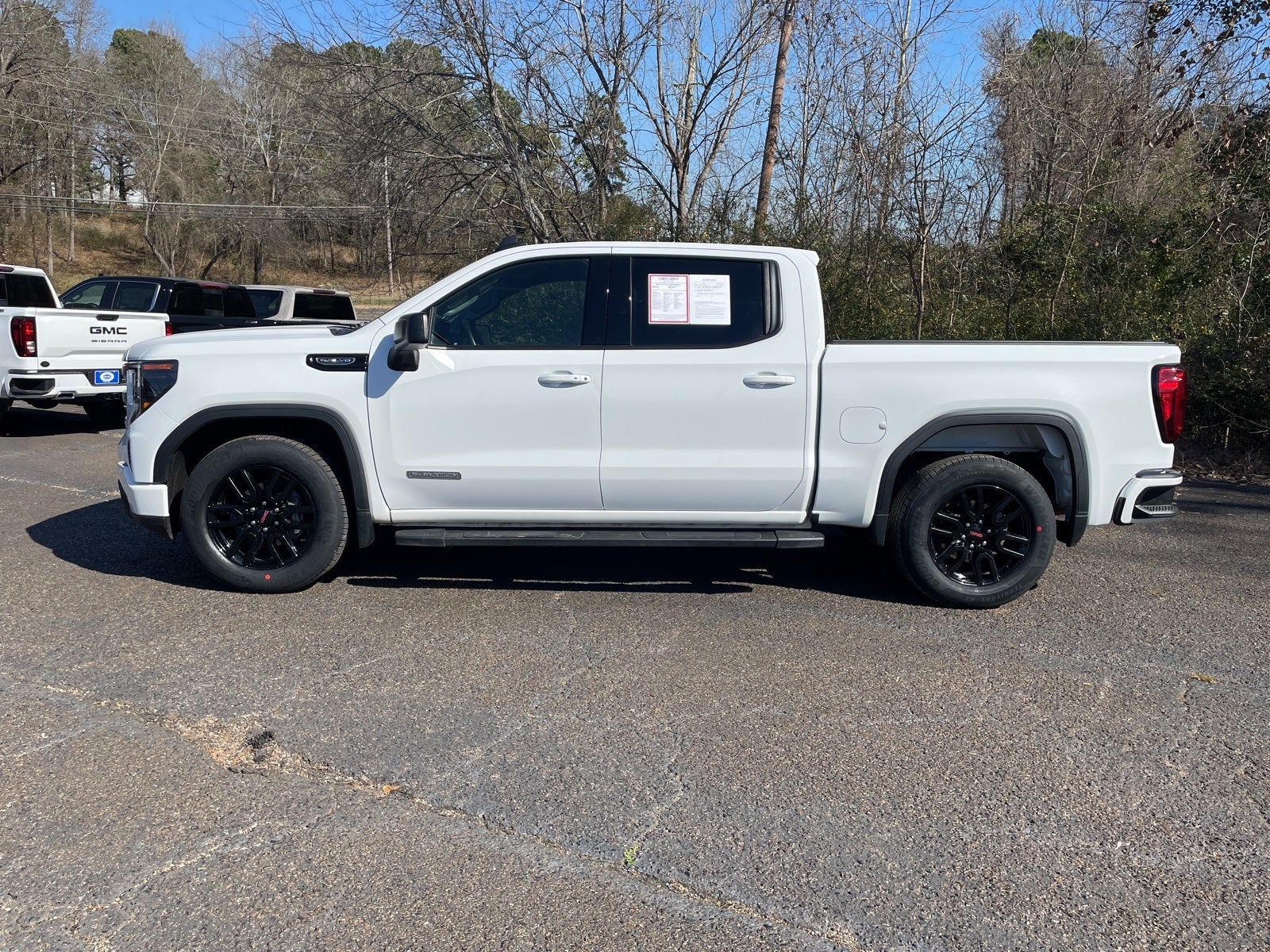 2024 GMC Sierra 1500 Elevation