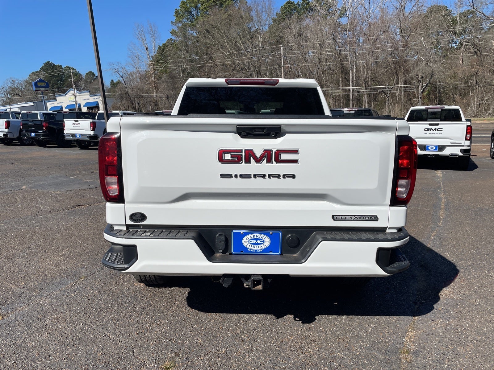 2024 GMC Sierra 1500 Elevation