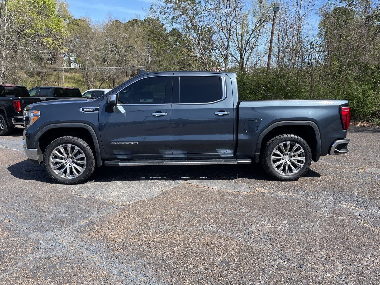 2020 GMC Sierra 1500 SLT