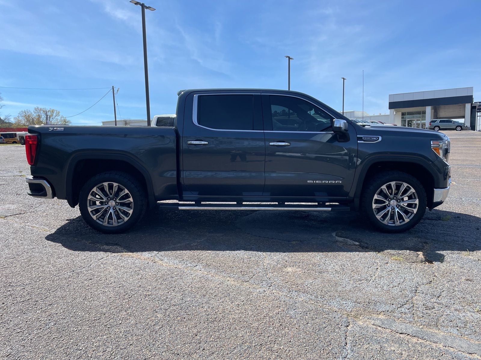 2020 GMC Sierra 1500 SLT