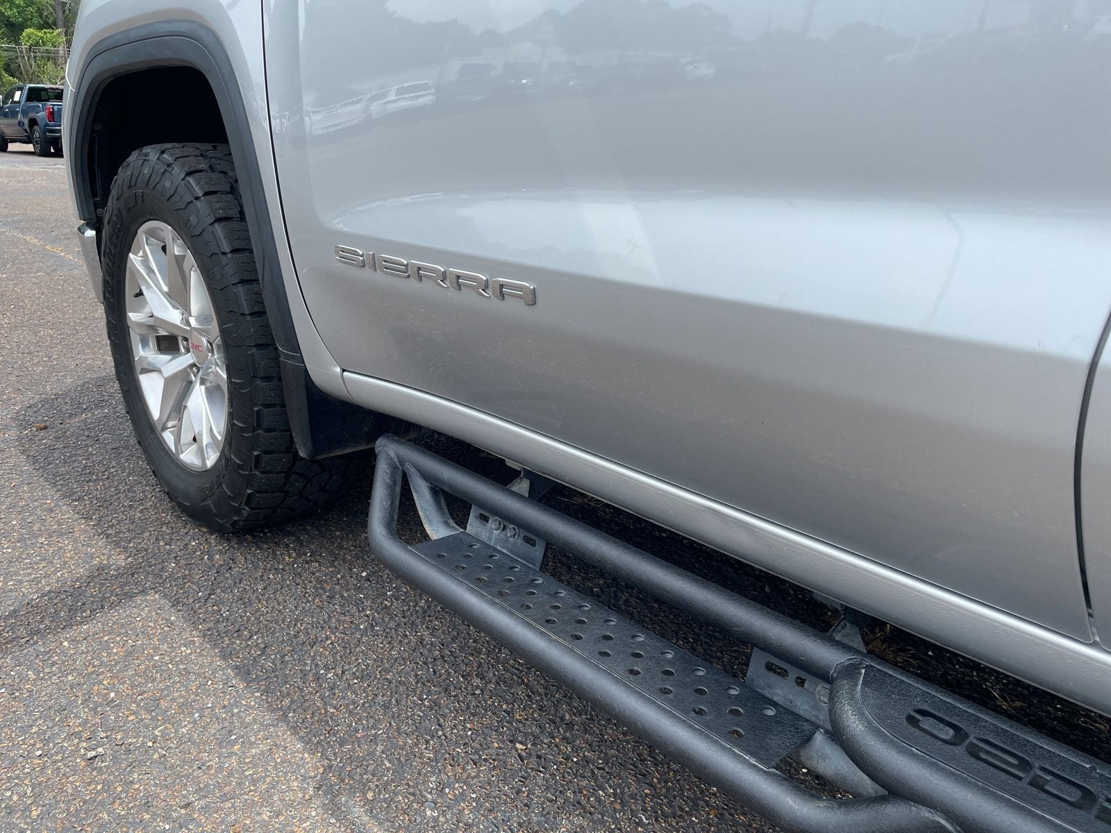 2020 GMC Sierra 1500 SLT