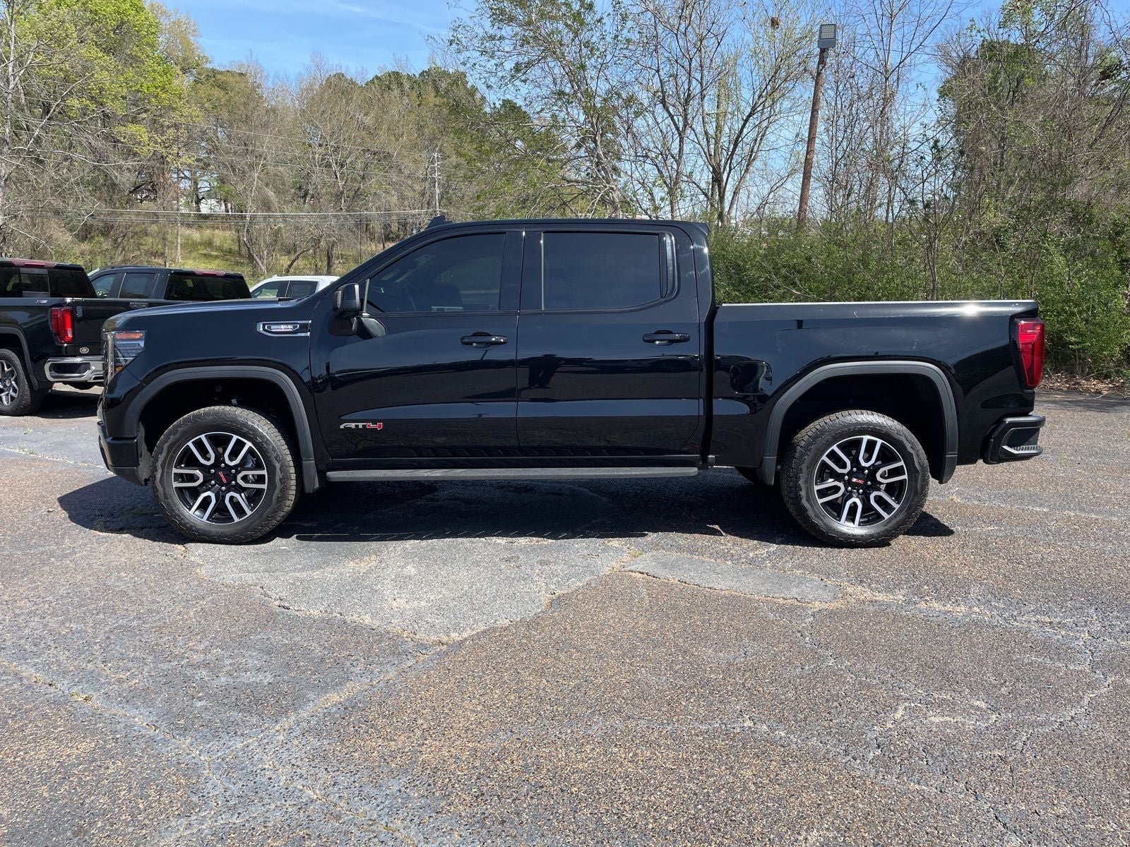 2025 GMC Sierra 1500 AT4