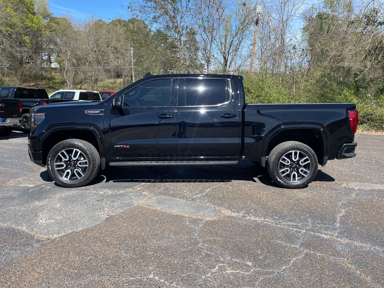 2024 GMC Sierra 1500 AT4