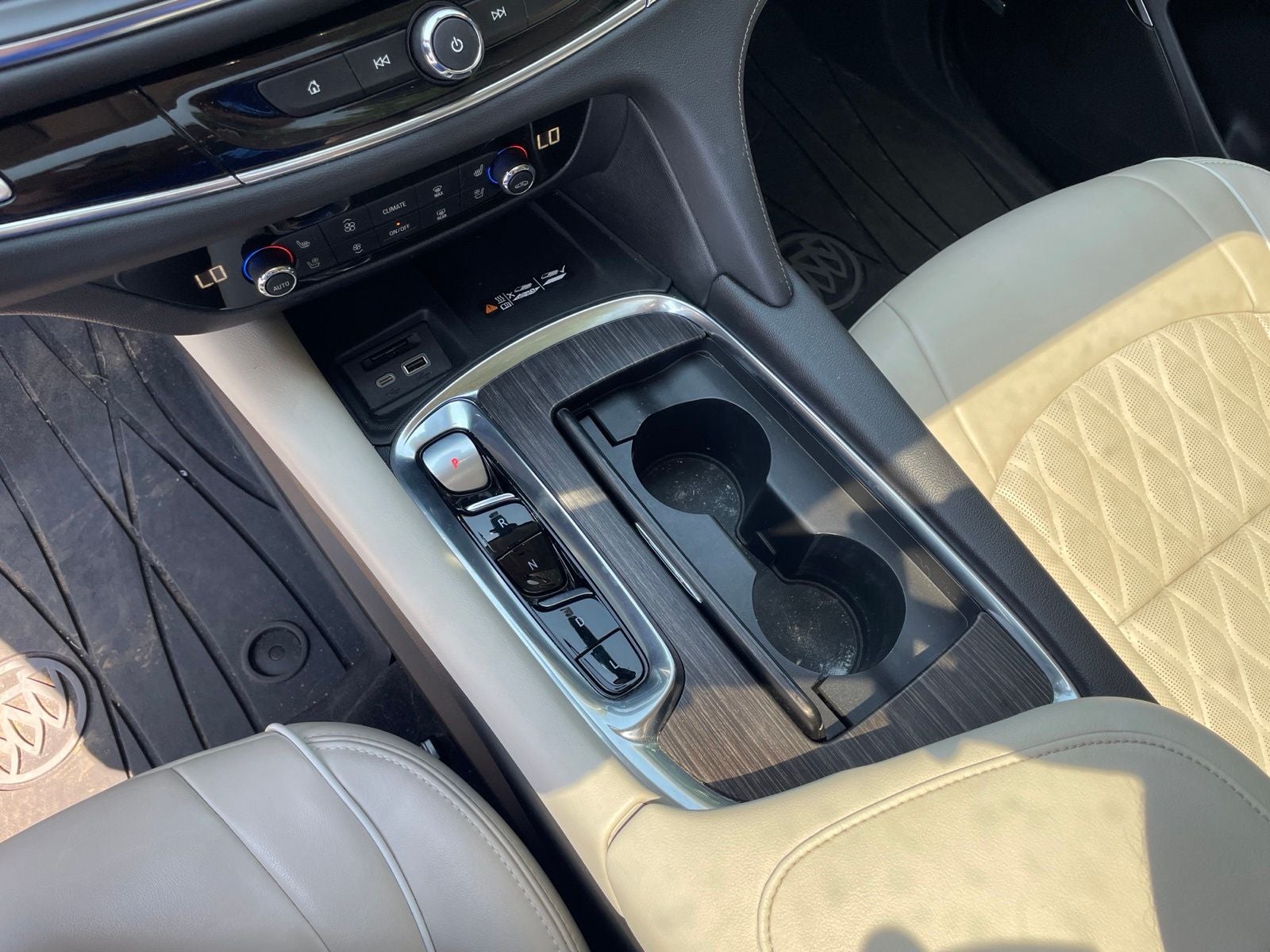 2022 Buick Enclave Avenir