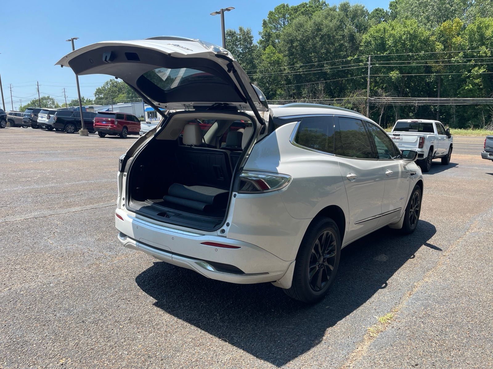 2022 Buick Enclave Avenir