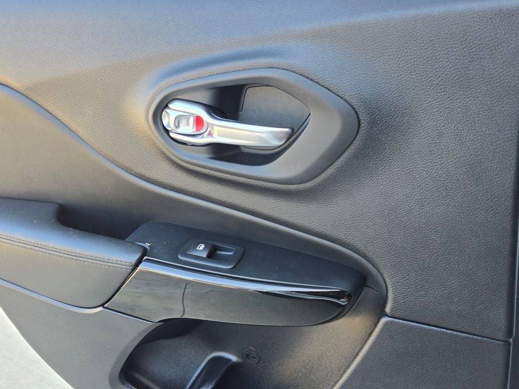 2021 Jeep Cherokee Altitude