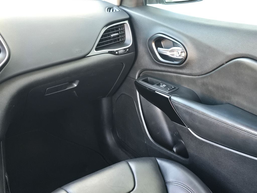 2021 Jeep Cherokee Altitude