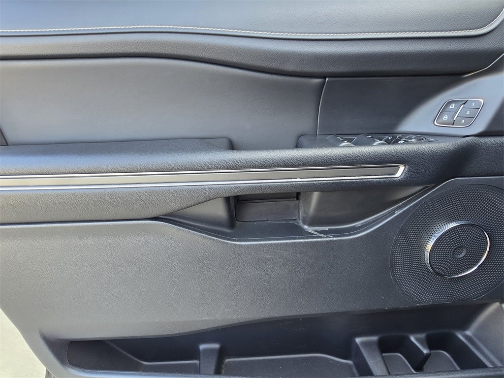 2022 Ford Expedition Max XLT