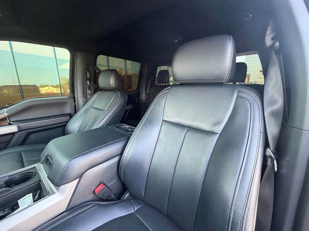 2022 Ford F-250SD Lariat