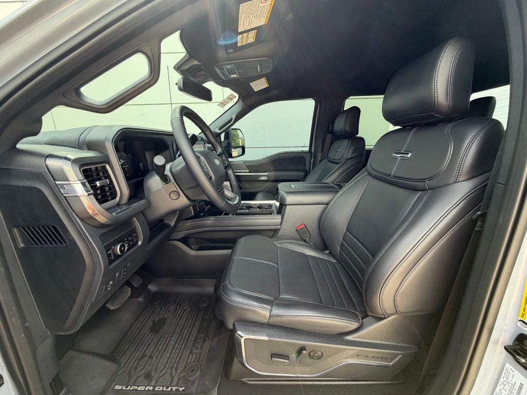 2025 Ford F-250SD Platinum