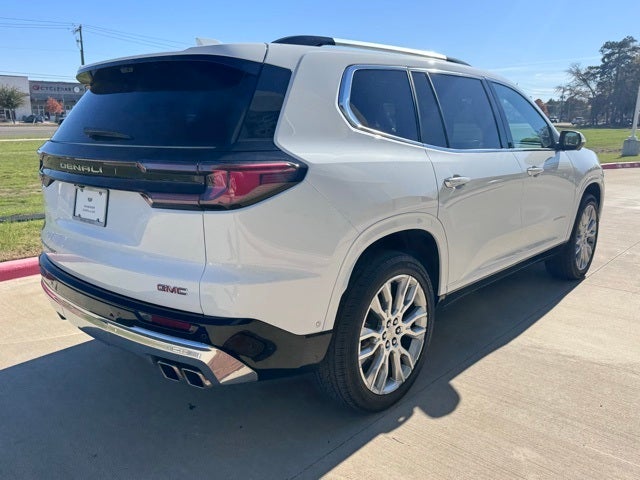 2024 GMC Acadia Denali