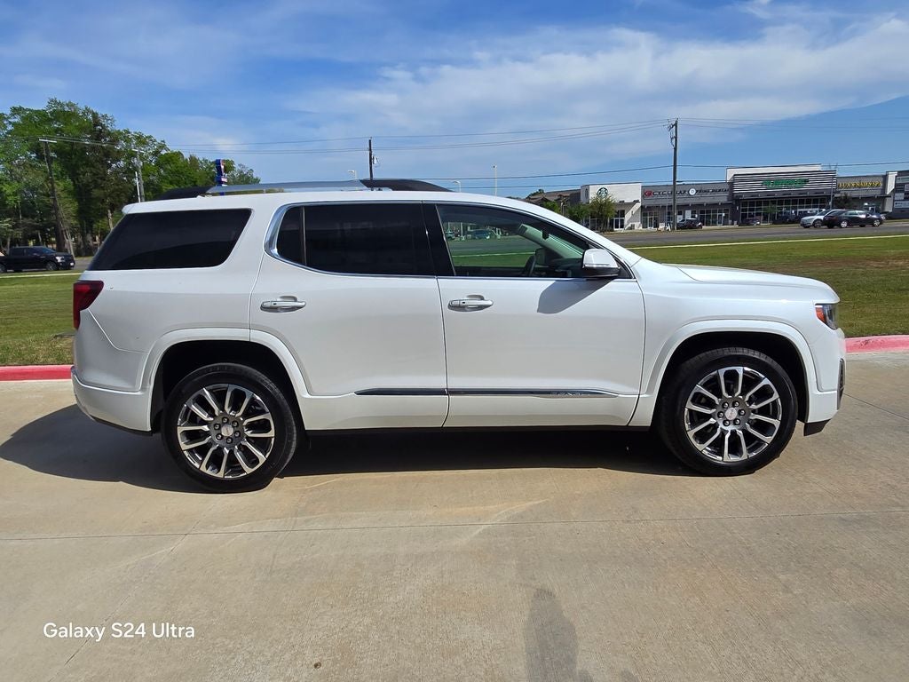 2023 GMC Acadia Denali
