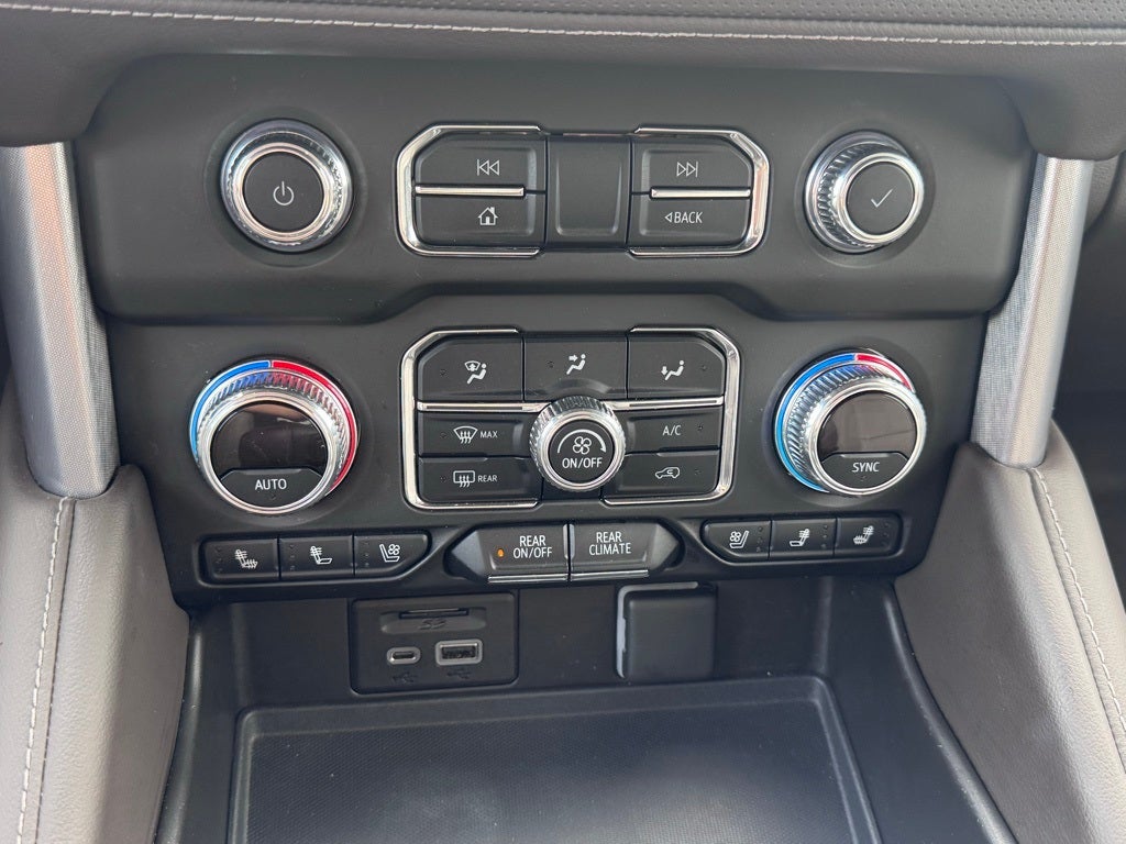 2021 GMC Yukon XL SLT