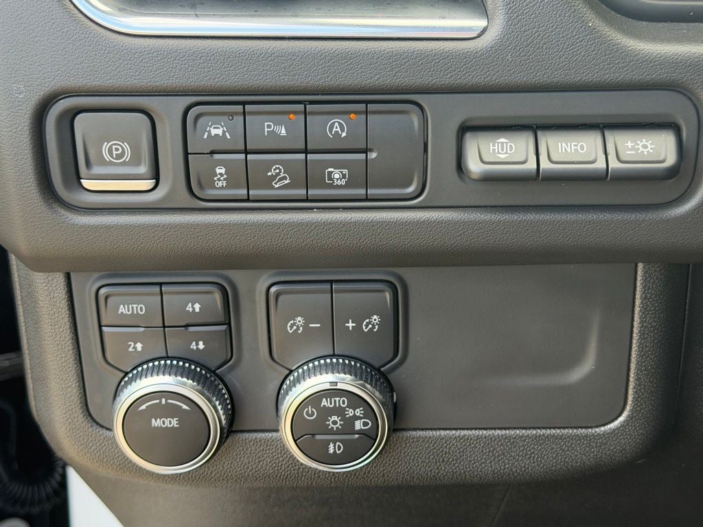 2023 GMC Yukon AT4