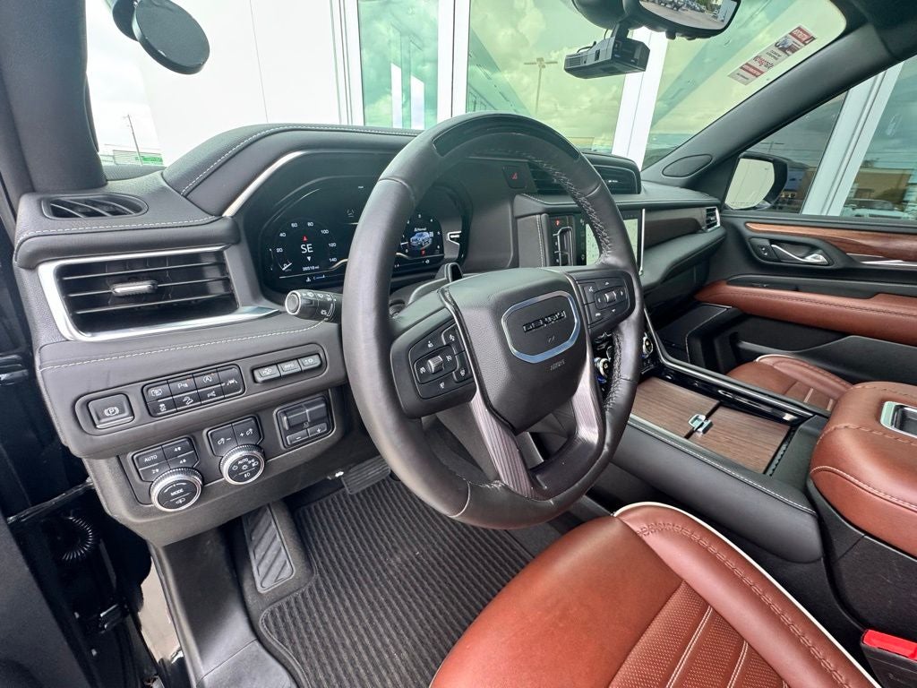2024 GMC Yukon Denali Ultimate