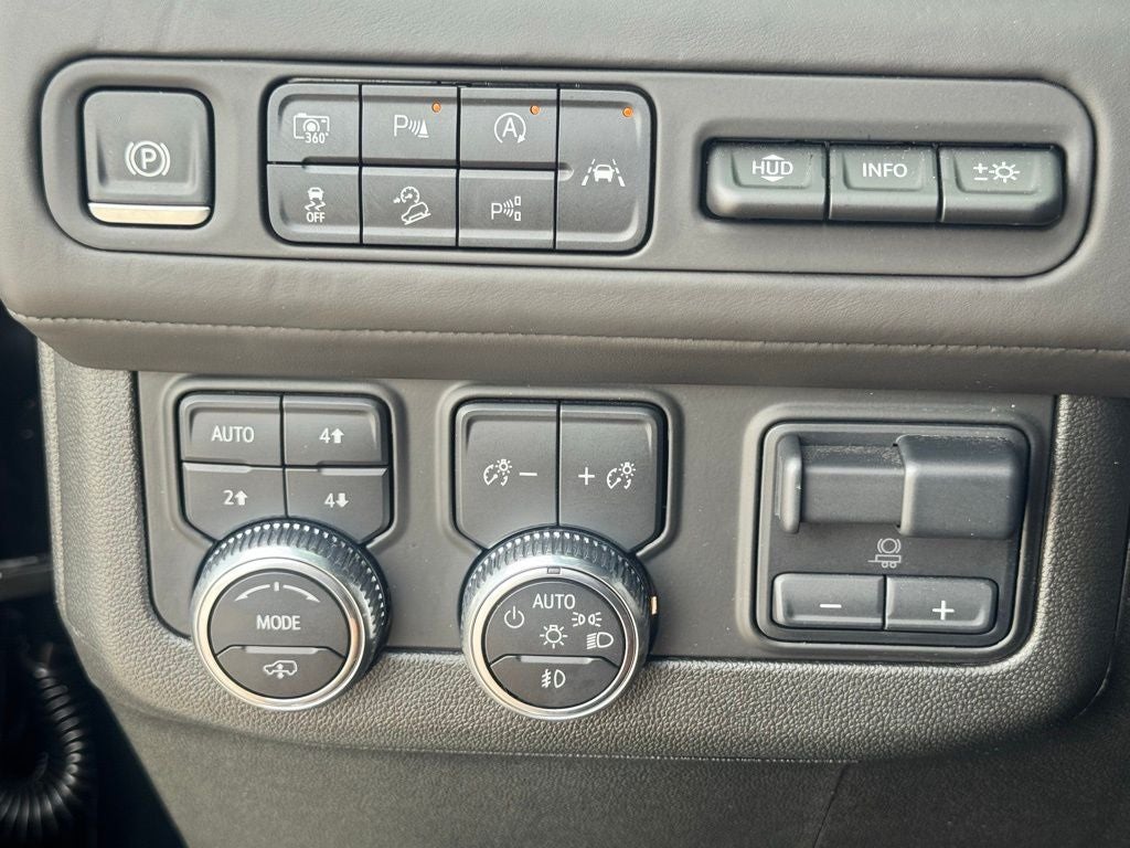 2024 GMC Yukon Denali Ultimate