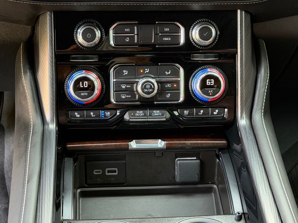 2024 GMC Yukon Denali Ultimate