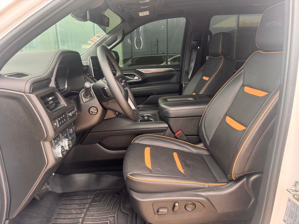 2024 GMC Yukon XL AT4
