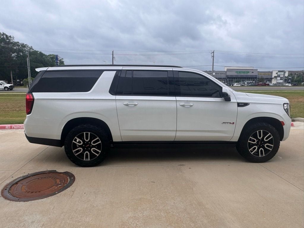 2024 GMC Yukon XL AT4