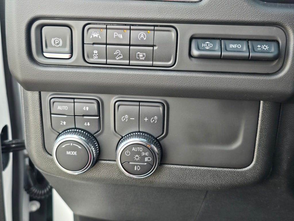 2024 GMC Yukon XL AT4