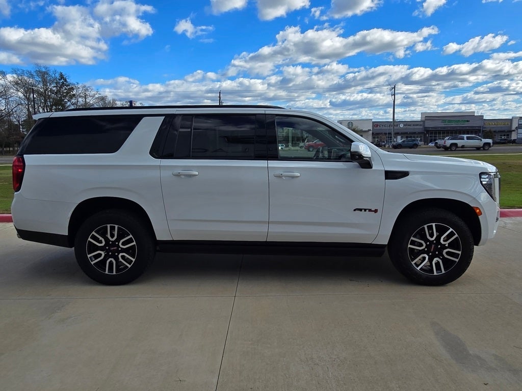 2024 GMC Yukon XL AT4