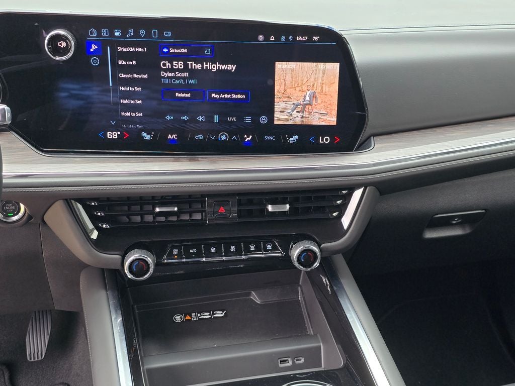 2025 Chevrolet Suburban Z71