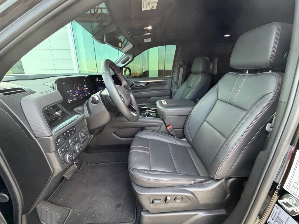 2025 Chevrolet Tahoe RST