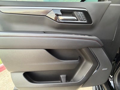 2025 Chevrolet Tahoe RST