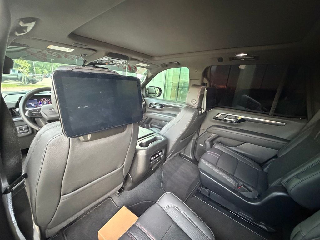2025 Chevrolet Tahoe RST