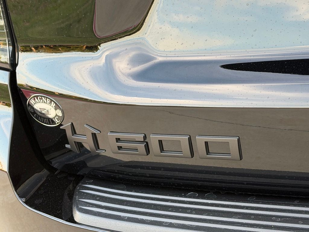 2025 Chevrolet Tahoe RST