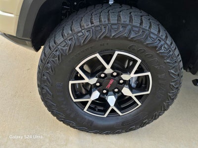 2024 GMC Canyon AT4X