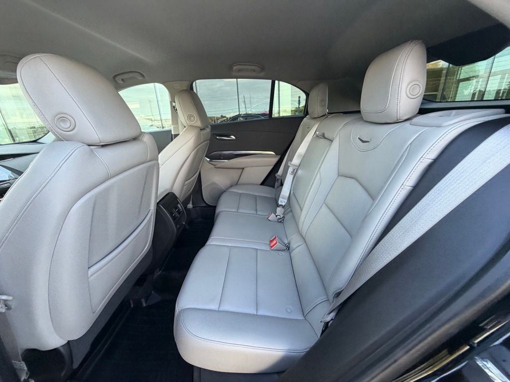 2023 Cadillac XT4 Luxury