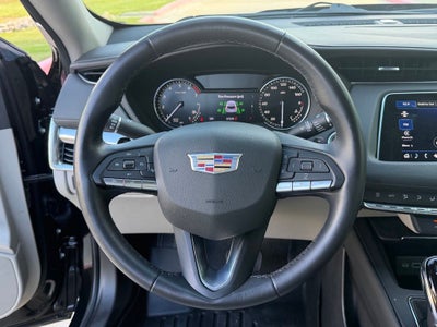 2023 Cadillac XT4 Luxury