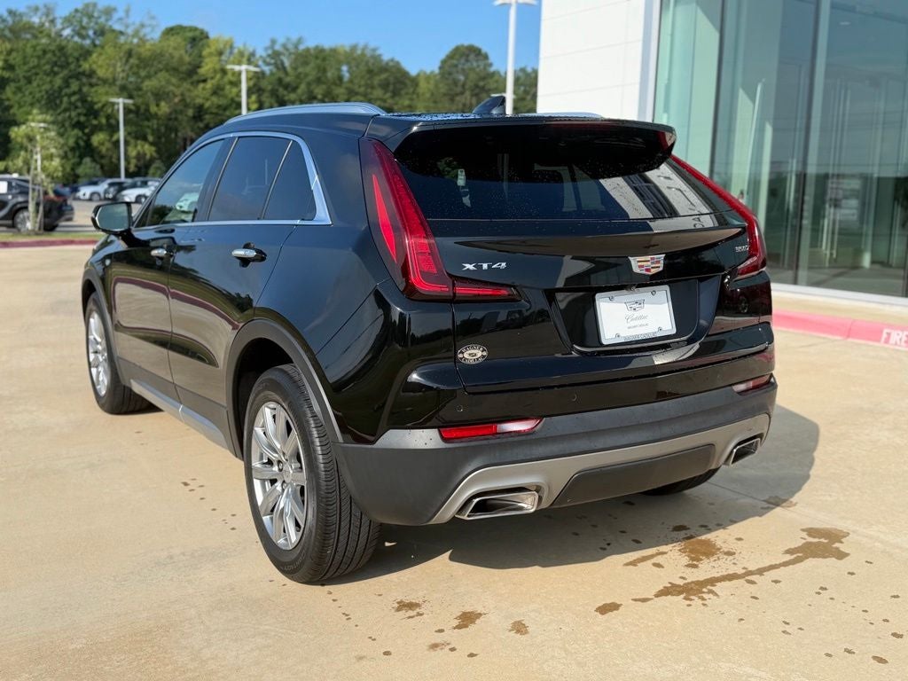 2023 Cadillac XT4 Premium Luxury
