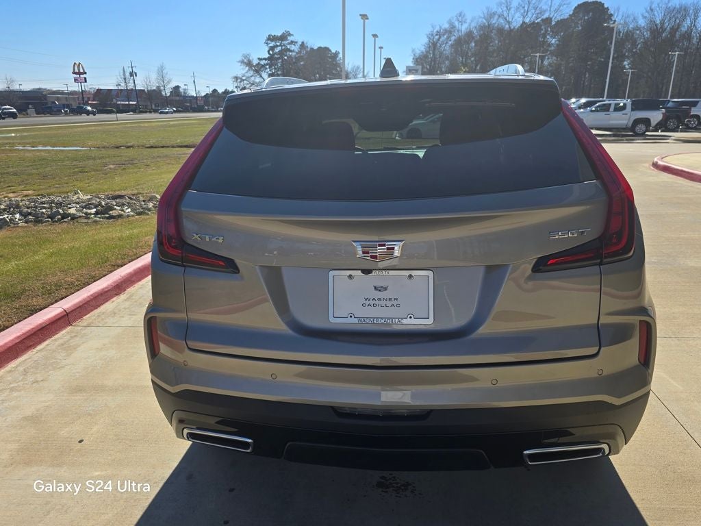 2024 Cadillac XT4 Premium Luxury