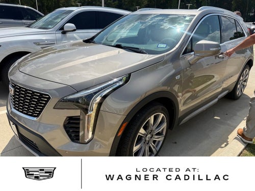2022 Cadillac XT4 Premium Luxury