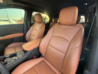 2022 Cadillac XT4 Premium Luxury