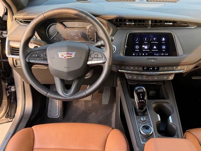 2022 Cadillac XT4 Premium Luxury