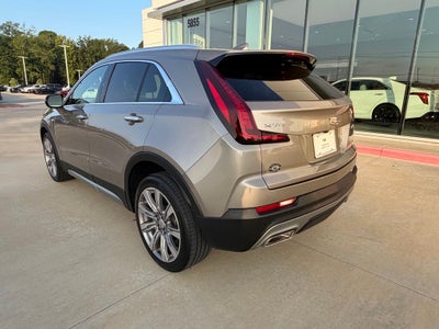 2022 Cadillac XT4 Premium Luxury