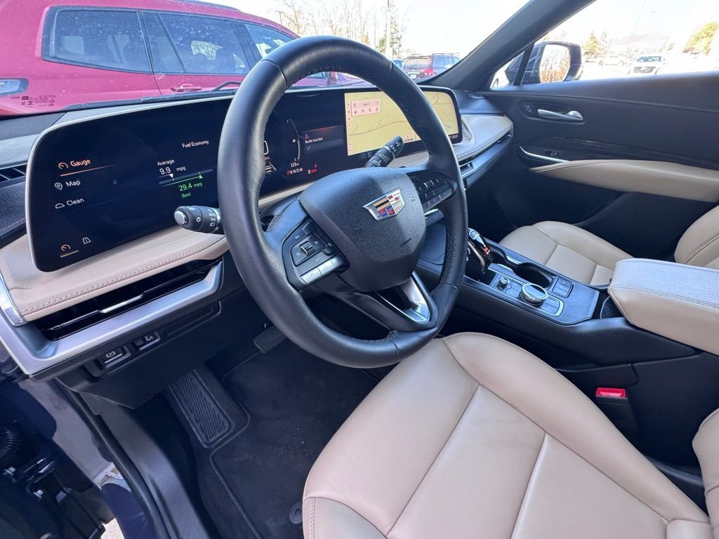 2025 Cadillac XT4 Premium Luxury