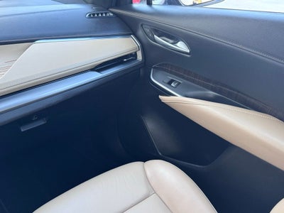 2025 Cadillac XT4 Premium Luxury