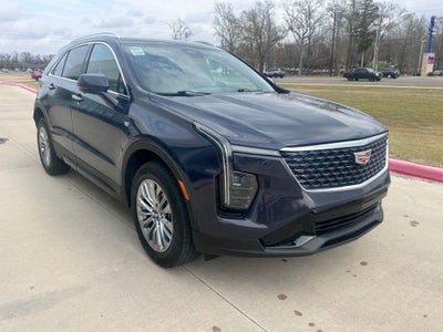 2025 Cadillac XT4 Premium Luxury