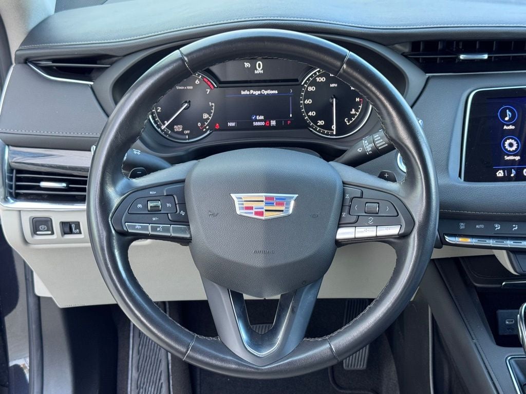 2023 Cadillac XT4 Premium Luxury