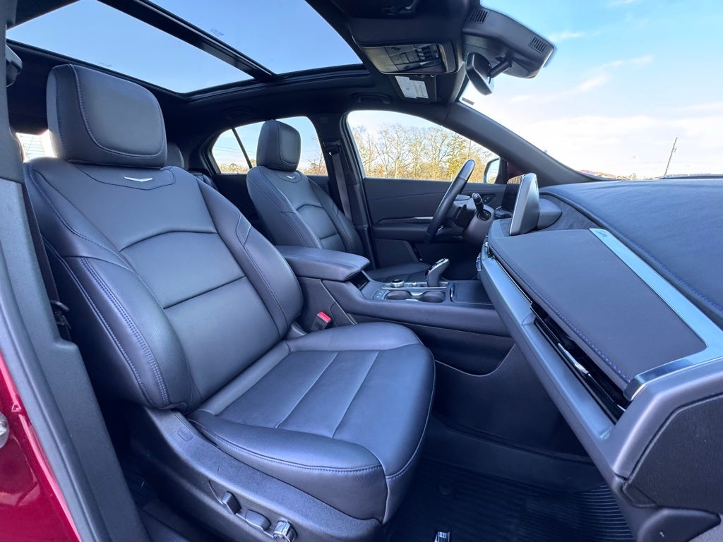 2025 Cadillac XT4 Sport