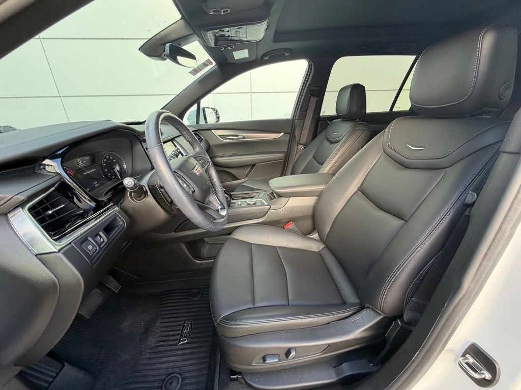 2024 Cadillac XT6 Luxury