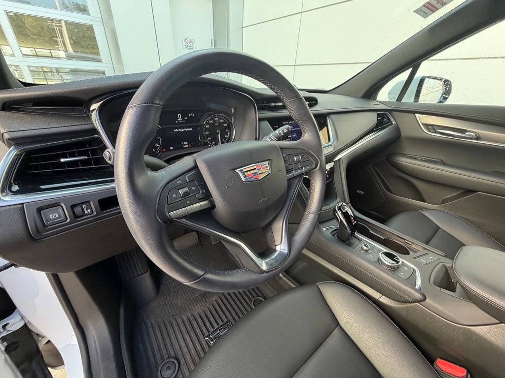 2024 Cadillac XT6 Luxury